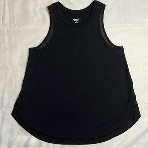 Black Old Navy Active Workout Tank - SIZE S